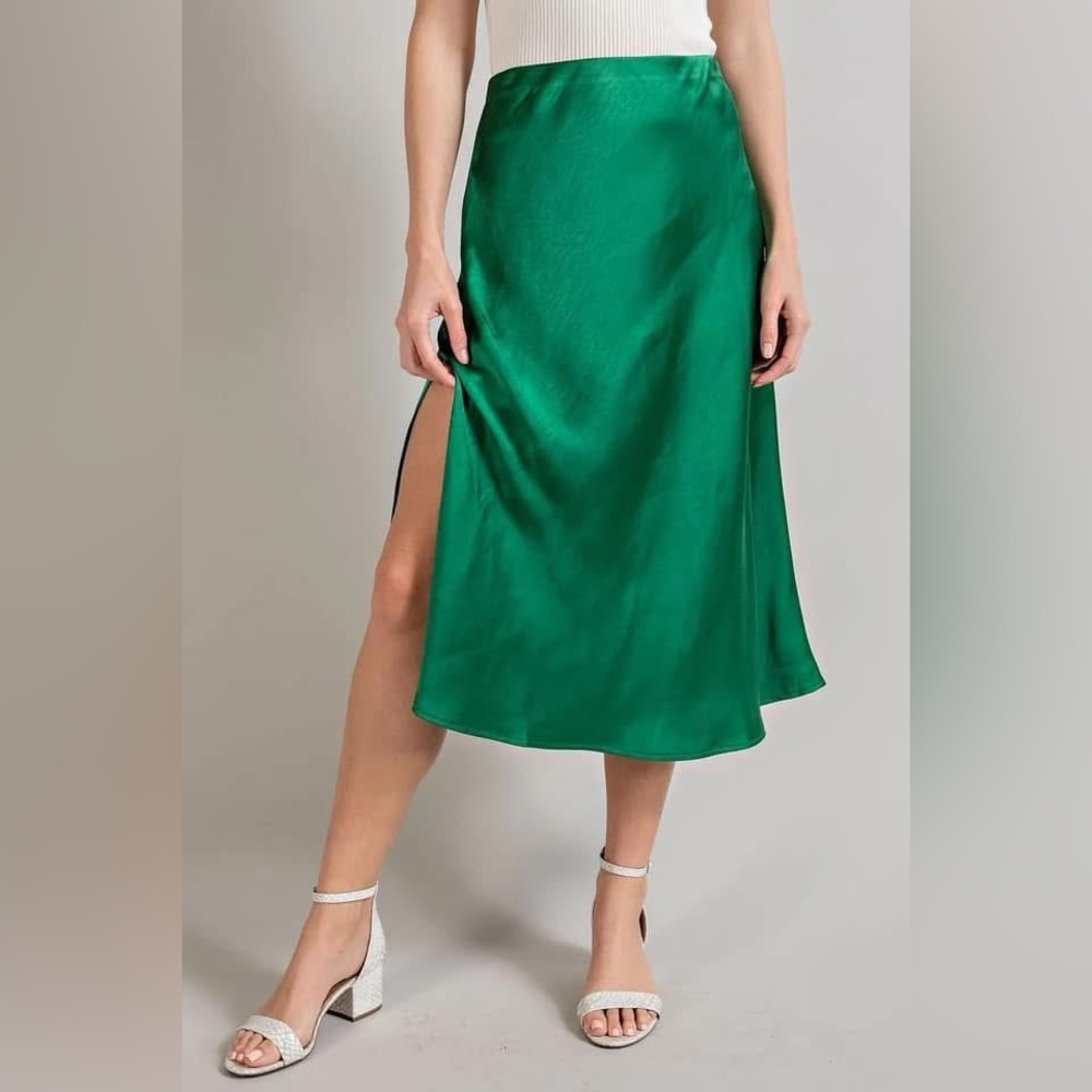 JODIFL Vibrant Green Midi Skirt